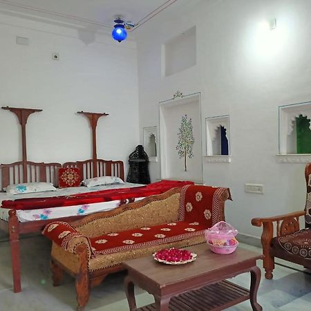 Hotel Aravali View Palace อุเดเปอร์ ภายนอก รูปภาพ