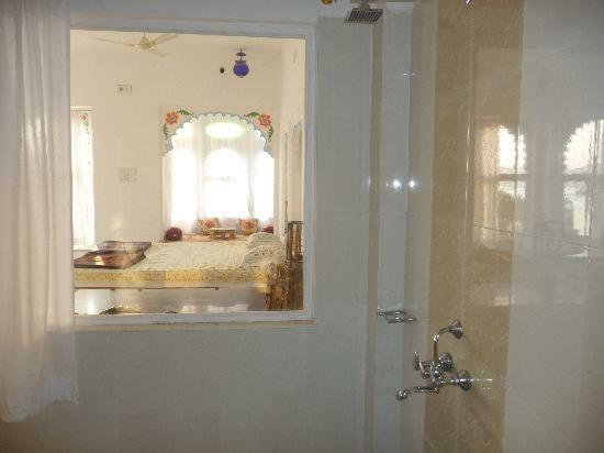 Hotel Aravali View Palace อุเดเปอร์ ภายนอก รูปภาพ